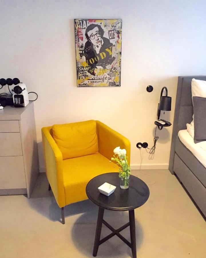 Square Rooms 8 Düsseldorf Exteriör bild